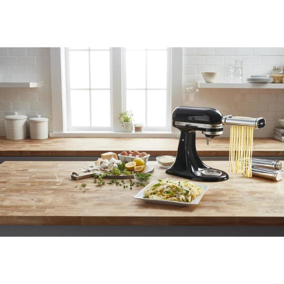 Kitchenaid® Classic Series 4.5-Quart Tilt-Head Stand Mixer K45SSOB