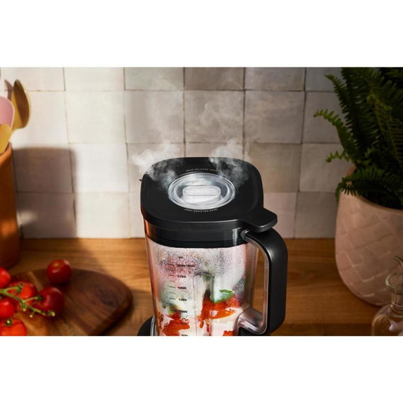 KitchenAid® Pure Power Blender with a 68oz Tritan™ jar  and a 62oz glass jar KSB2076BM
