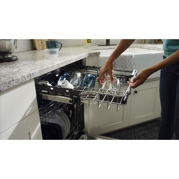 Maytag® Top control dishwasher with Third Level Rack and Dual Power Filtration MDB9979SKZ Maytag® Top control dishwasher with Third Level Rack and Dual Power Filtration MDB9979SKZ