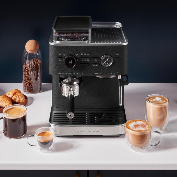 KitchenAid.ca Exclusive Colour - Semi Automatic Espresso Machine with Burr Grinder KES6551BK