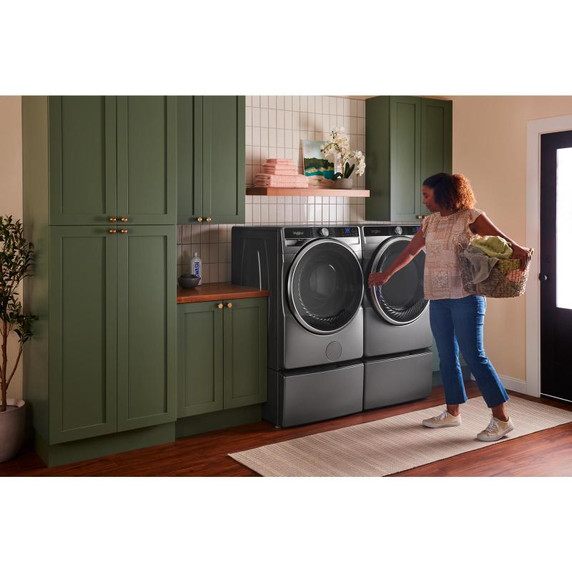 Whirlpool® 5.8 cu. ft. Smart Front Load ENERGY STAR® Certified Washer with FreshFlow™ Vent System and AI Intelligent Wash WFW6720RR
