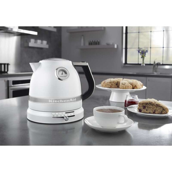Kitchenaid® Pro Line® Series Electric Kettle KEK1522FP
