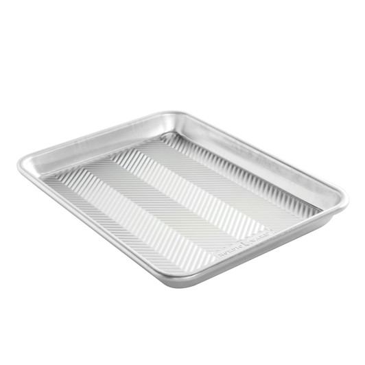 Nordic Ware Baking Sheet Naturals Non-Stick 33 x 24 cm - quarter