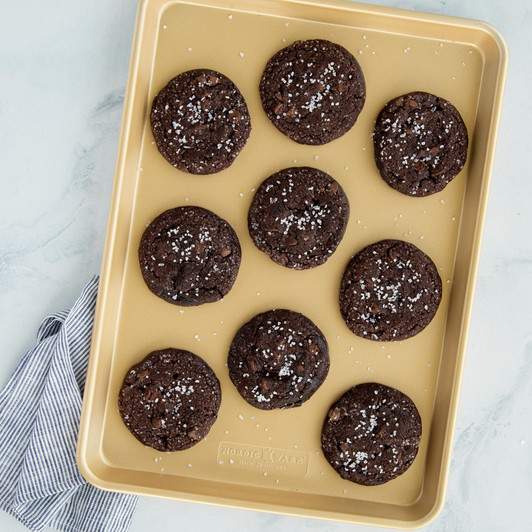 Nonstick Half Sheet 45.5 x 33 x 2.5cm Nonstick Half Sheet 45.5 x 33 x 2.5cm