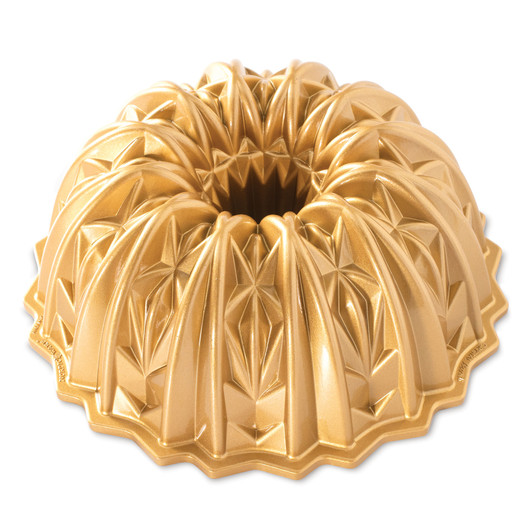 Cut Crystal Bundt 25.5 x 25.5 x 9.5cm Cut Crystal Bundt 25.5 x 25.5 x 9.5cm