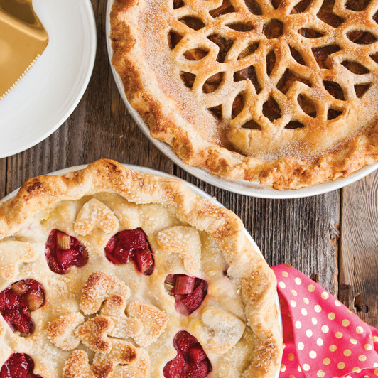 Hearts And Lattice Pie Top Cutter 31.5 x 36 x 2cm