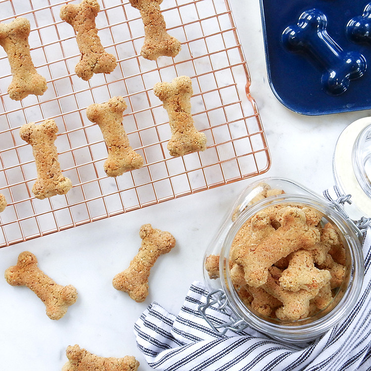 Bacon Apple Pupcakes
