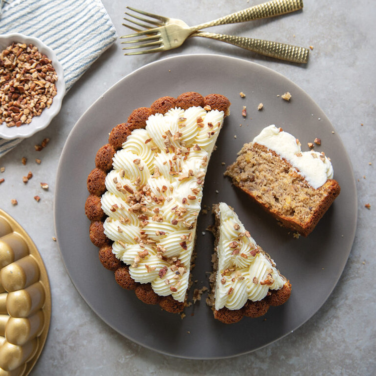 One Layer Hummingbird Cake