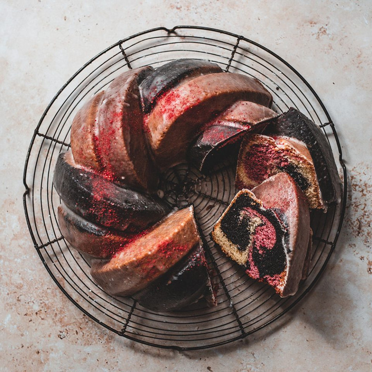 Swirled Neapolitan Cake | Tastemade