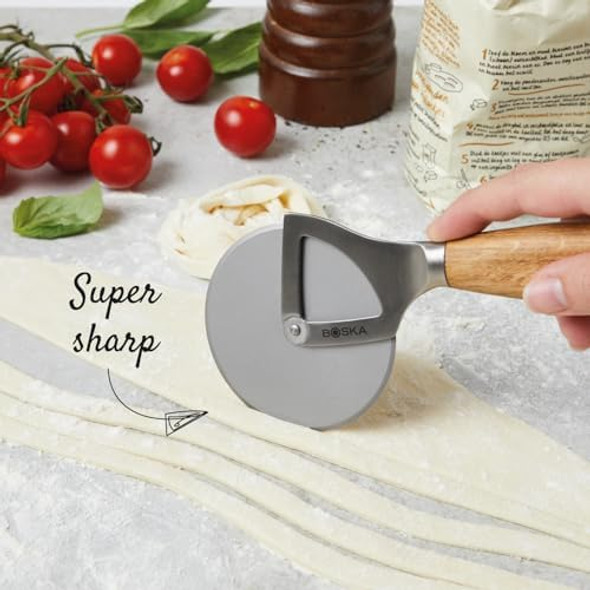 Boska Stainless Steel Cheese Knife - For All Types Of Cheese Pizza - Multi-Functional Cheese Slicer - Handheld Slicer - Silver Non-Stick Oak Wood - Dishwasher Safe - For Kitchen Cooking Boska Stainless Steel Cheese Knife - For All Types Of Cheese Pizza - Multi-Functional Cheese Slicer - Handheld Slicer - Silver Non-Stick Oak Wood - Dishwasher Safe - For Kitchen Cooking