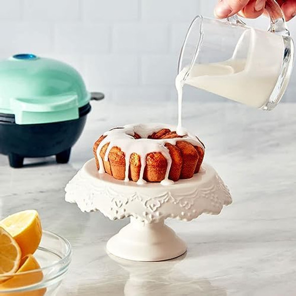 Mini Cake Maker，Lava Cake Maker Toaster 350W Electric Rotating Lava Cake Maker for Chocolate Cake Spice Cake Clear Glaze Sprinkles and more (Mint green)