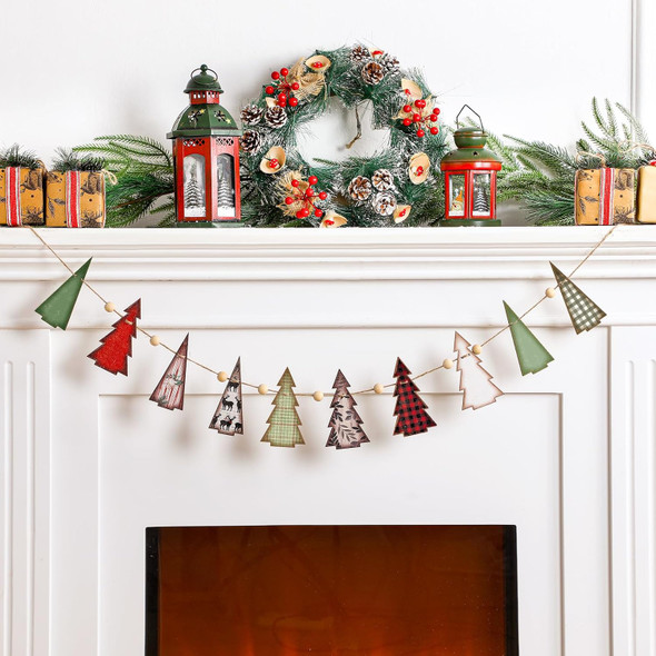Wooden Rustic Christmas Tree Shaped Banner Farmhouse Christmas Tree Hanging Ornaments Retro Red and Green Xmas Tree Banner for Christmas Party Home Wall Decor Mantel Fireplace