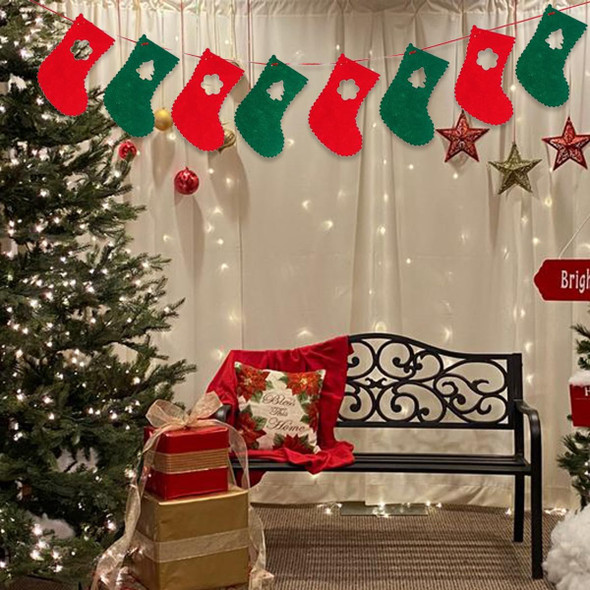 Christmas Decorations Red and Green Felt Christmas Socks Banner Garland, 8pcs Xmas Socks Streamer for Indoor Holiday Wall Window Door Decoration