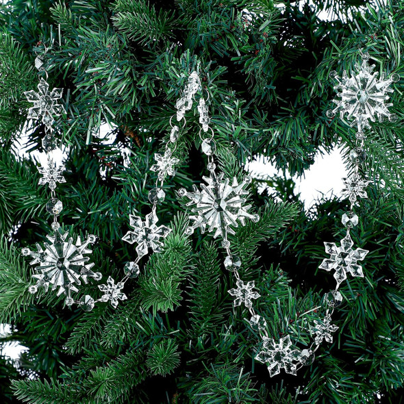 Karenhi 4 Pcs 13 Feet Clear Snowflake Garland Hanging Christmas Acrylic Snowflake Ornaments with Bead Hanging Crystal Garland Snowflake Garland for Christmas Tree Wedding Winter Xmas Party Supplies