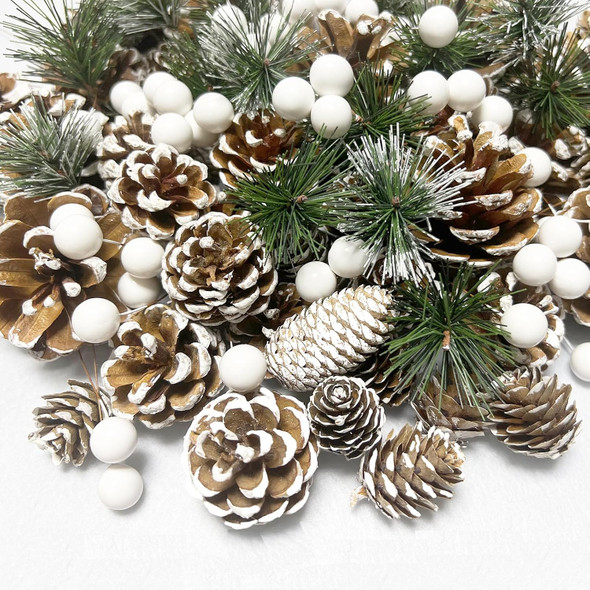 Christmas Pine Cones Berry Pine Branch Set 175PCS White Christmas Winter Wedding Decorations Ornament for DIY Crafts Home Wreath Decorations Xmas Tree Tag Snow Party Supplies