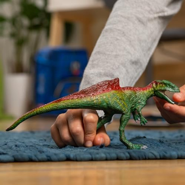 Schleich Dinosaurs - 8" Concavenator Dinosaur Toy - Detailed Realistic Dino Action Figure With Movable Jaw For Boys And Girls - Fun Imaginative Play Figurine Dinos - Cool Toys For Ages 5+