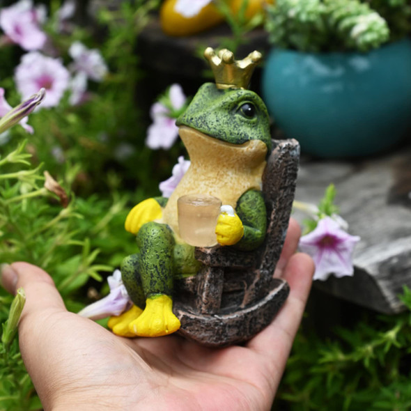 Gardenfans Miniature Frog Garden Statue With Solar Light Home Decor Fairy Garden Accessories Frog Decor For Patio Balcony Yard Lawn Bedroom 2.3"X3.3"X5"