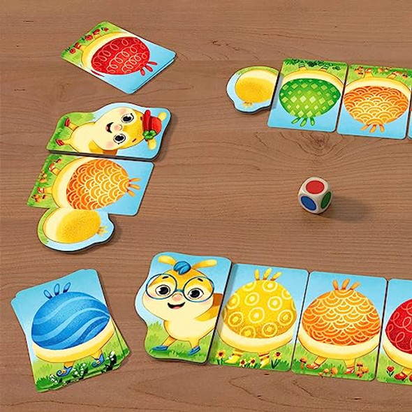 Hometu 4 Pcs/Set Wooden Rune Dice Set 24 Carved Elder Furthark Alphabet Viking Rune Wood Dices for Divination Game Yellow