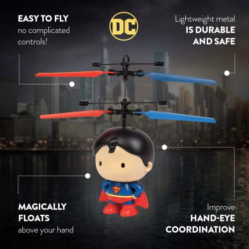 World Tech Toys Dc Superman 3.5 Inch Flying Character Ufo Helicopter (Dc, Superman)