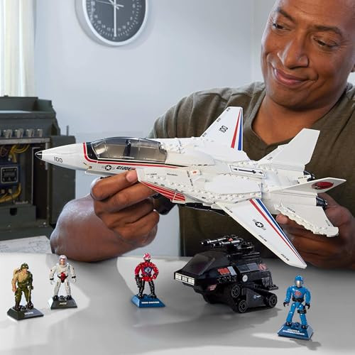 Mega Bloks ‹MEGA G.I. Joe Action Figures Building Toys, Skystriker XP-14F vs. Cobra H.I.S.S. with 617 Pieces, 4 Poseable Characters, for Collectors