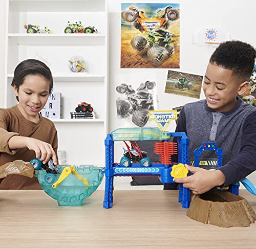 Monster Jam , Megalodon Monster Wash, Includes Color-Changing Truck, Interactive Water Play Kids Toys for Aged 3 and Up