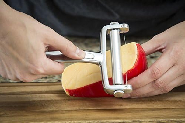 Tablecraft Sg205Bh Cash & Carry Back Of The House Box Grater Large 9" Size 4-Sided Tapered Design Anti-Slip Base Dishwasher Safe Stainless Steel Ideal For Shredding Veggies And Grating Cheese