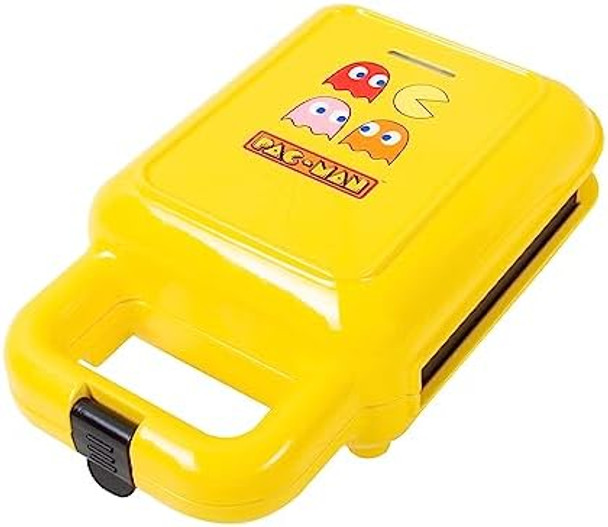 PAC-MAN Waffle Maker. Creates up to Four Delicious Waffles at once Including PAC-MAN and three Ghosts Shapes. Mains Powered. Officially Licensed PAC-MAN Merchandise from Fizz Creations.