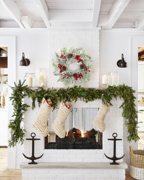 Christmas Wreath, 18 Inch Flocked Snow Wreath with Frosted Branches, Berries and Pine Cones for Front Door Decoration Indoor Window Wall Fireplace Xmas Décor