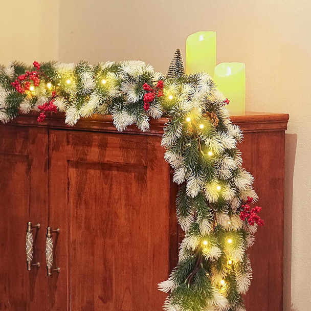 Christmas Garland with 50 LED Lights-6Ft Garland Christmas Decorations 8 Modes Pine Needles Per-Lit Christmas Garlands Red Berries Pine Cones Battery Operated Xmas Garland for Mantel Stairs Fireplace