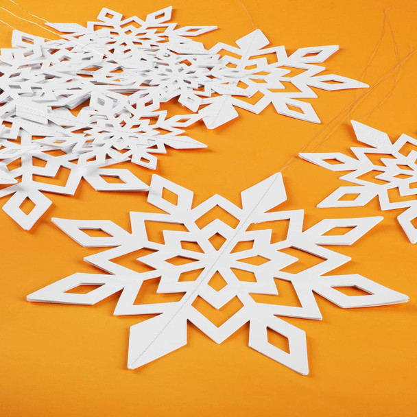 84 Pcs White Christmas Snowflakes Decorations 3D Glittery Paper Snowflake Hanging Ornaments Garland for Home Xmas Christmas Holiday Party Decor