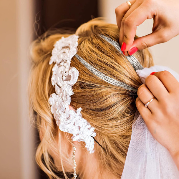 MTLEE 3000 Strands Christmas Tree Decorations Tinsel Garland Iridescent Tinsel Foil Fringe Icicles for Christmas Home Hair Decor Holiday Birthday Graduation Supplies (Silver)