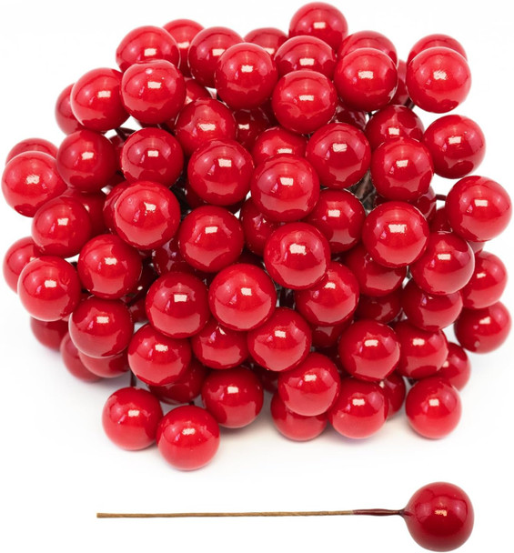 Quacc 100pcs Red Artificial Holly Berries Lovely 0.4" Fake Berries on Wire Realistic Berries for Christmas Tree Garland Flower Wreath Decorations Wreath DIY Craft Use