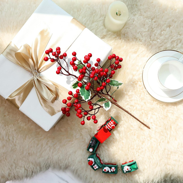 SHACOS 6pcs 14" Red Berry Stems Christmas Holly Berry Branches Green Leaves Stems for Vases Red Berry Picks Xmas s Christmas Tree Decoration Wreath Ornaments DIY Crafts Holiday Home Decor