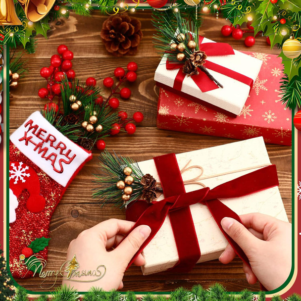 40 Pieces Mini Artificial Christmas Floral Picks Artificial Pine Picks Red Berry Picks Holly Red Berry Stems Green Pine Needles Picks for Christmas Tree Wreath ing Props Winter Holiday