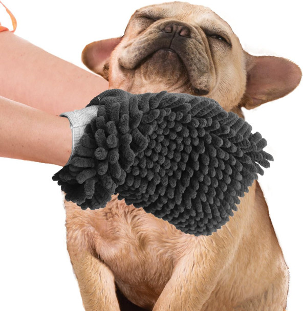 Spot Grooming & Shedding Glove 9
