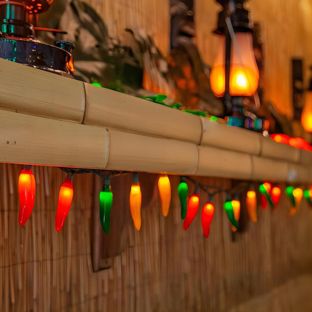 13.6FT Chili Pepper Lights Lights with 37 Mini Triplecolor Chili Lights(2 Spare),Outdoor Christmas Incandescent Pepper Lights for Indoor Outside Garden Patio Mexican Xmas Day Decor Parties