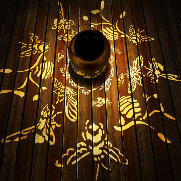 Solar Lantern Solar Lights Outdoor Waterproof s for Women Mom Grandma Bee Christmas Decorations Outside Garden Decor Hanging Solar Lights Metal Led Lantern for Yard Backyard, Porch Patio