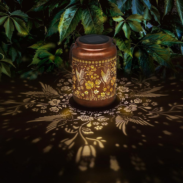 Hummingbird Solar Lanterns Outdoor Waterproof Garden Decor s for Women Mom Grandma Hanging Solar Lights Metal Solar Decoration Outside for Yard, Patio, Backyard, Porch