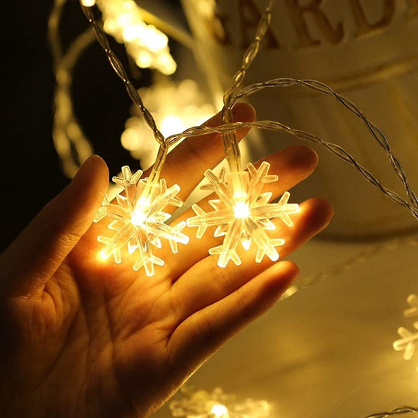 Christmas Lights, Snowflake String Lights 19.6 ft 40 LED Fairy Lights Battery Operated Waterproof for Xmas Garden Patio Bedroom Party Decor Indoor Outdoor Celebration Lighting (Warm Color)