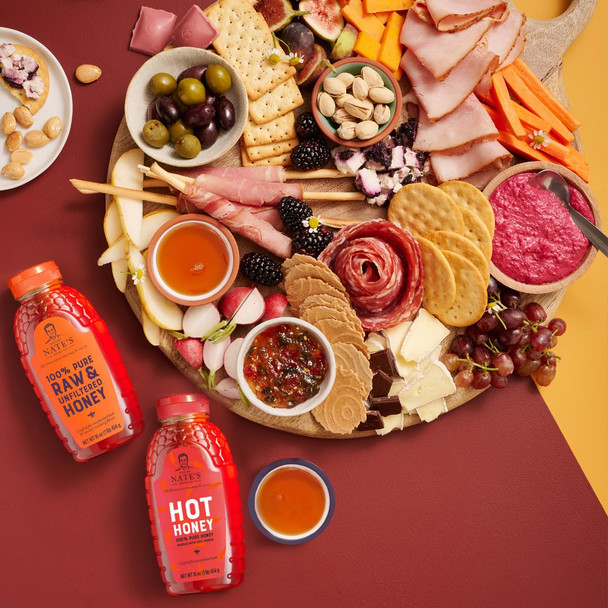 Nate’s Holiday Honey Bundle, 2 Honey Products, Hot Honey + Raw & Unfiltered Honey, Perfect for ing, Holiday Recipe I