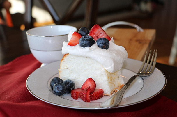 Mom'S Gluten Angel Food Cake Mix,1-Pack, Easy To Make, 12 Servings, Non Gmo Delicious And Healthy Gluten Desserts