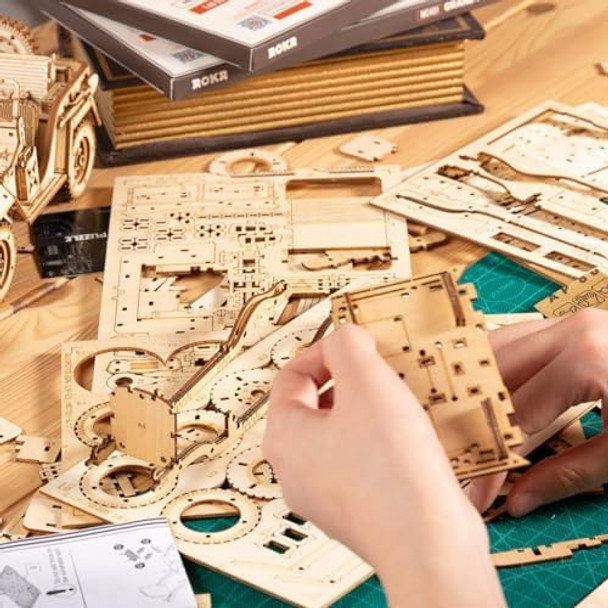 Rokr 3D Wooden Puzzle for Adults Mechanical Car Model-DIY Building Vehicle Kits-Brain Teaser Toys- for Men Women on Birthday/Christmas Day (Army Field Car)
B087G3CNL6