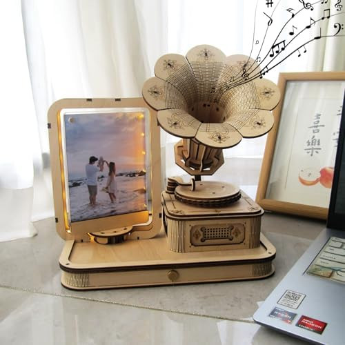 Uniqus CUBERIE 3D Puzzles for Adults Gramophone Wooden Model kit Music Box s for Woman Man Assembly Three-D Wood Puzzle Decor with Acrylic Picture Frame Toys for Ages 14 and up
B0DV4935G1