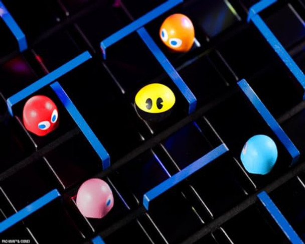 Gigamic Quoridor Pac-Man Fun Game For The Whole Family Classic Arcade Game Ages 8+ 2 To 5 Players 15 Minutes