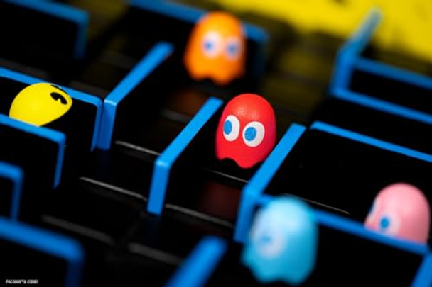 Gigamic Quoridor Pac-Man Fun Game For The Whole Family Classic Arcade Game Ages 8+ 2 To 5 Players 15 Minutes