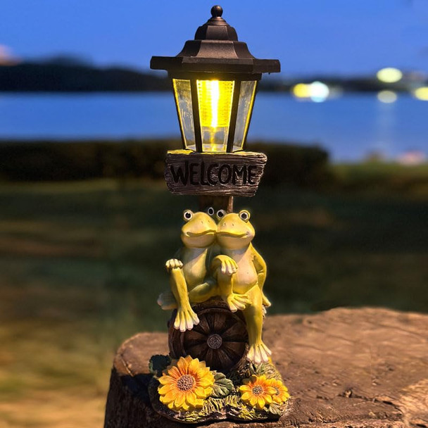 Zyliwoo Solar Frog Garden Statue Outside Frog Statue  - Outdoor Solar Garden Figurines Decorative Art Housewarming  Suitable For Balcony Courtyard And Lawn Decor