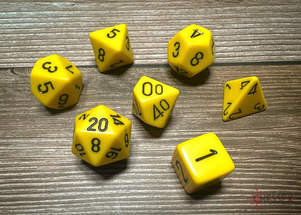 Chessex CHX25402 Dice - Opaque: 7Pc Yellow/Black