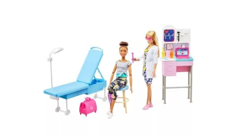 Barbie Doll (Medical Doctor Deluxe Doll Playset)
