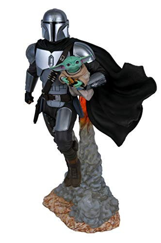 Diamond Select Toys Star Wars Milestones: The Mandalorian & Child Statue, 16 Inches