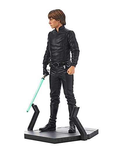 Diamond Select Toys Star Wars Milestones: Of The Jedi Luke Skywalker 1:6 Scale Statue, Multicolor